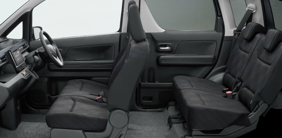 Интерьер Suzuki Wagon R Hybrid FZ 2017 года  (фото 4 из 4)